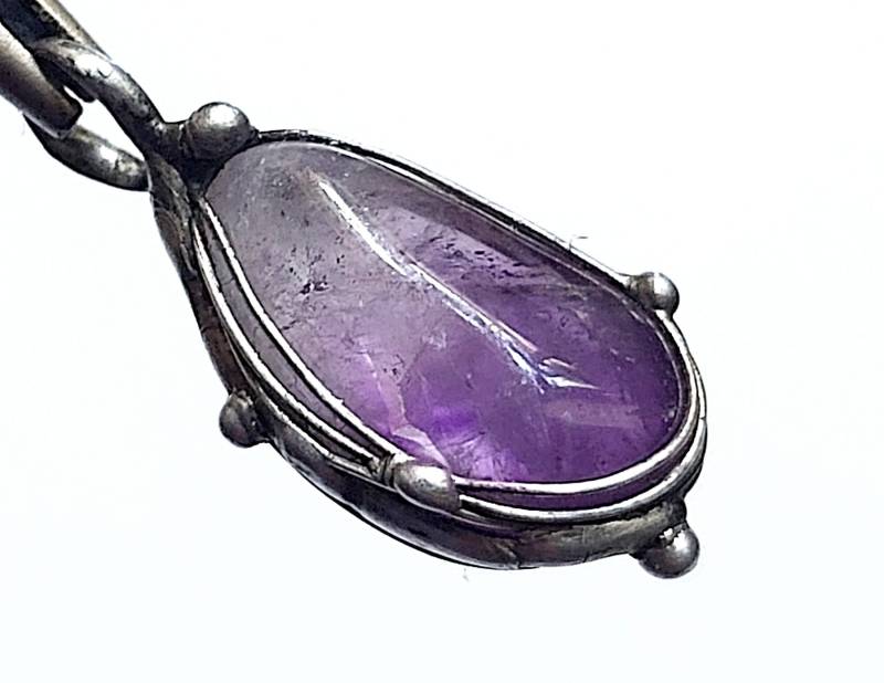 Amethyst-Anhänger - Edle Tropfen-Form Beidseitig Unikat Für Männer Und Frauen von EvelyneGOLDSTEIN