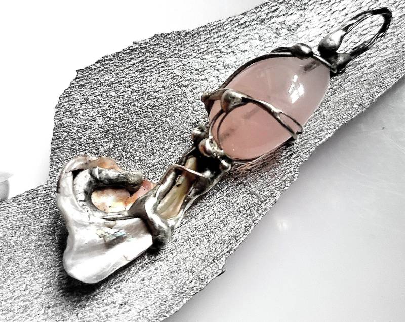 Riesiger Anhänger - Rosenquarz Und Abalone Sehr Mystisch Unikat von EvelyneGOLDSTEIN