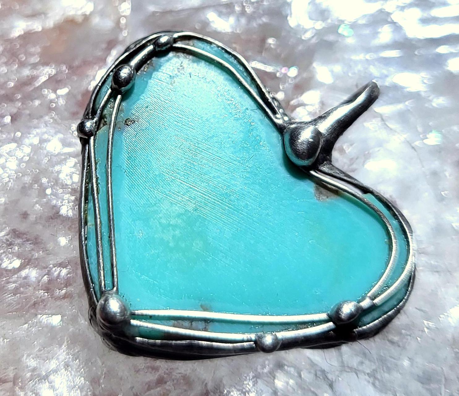 Urtümlicher Türkis-Anhänger - "Spirit-Heart" Herz-Form Unikat Für Männer Und Frauen von EvelyneGOLDSTEIN