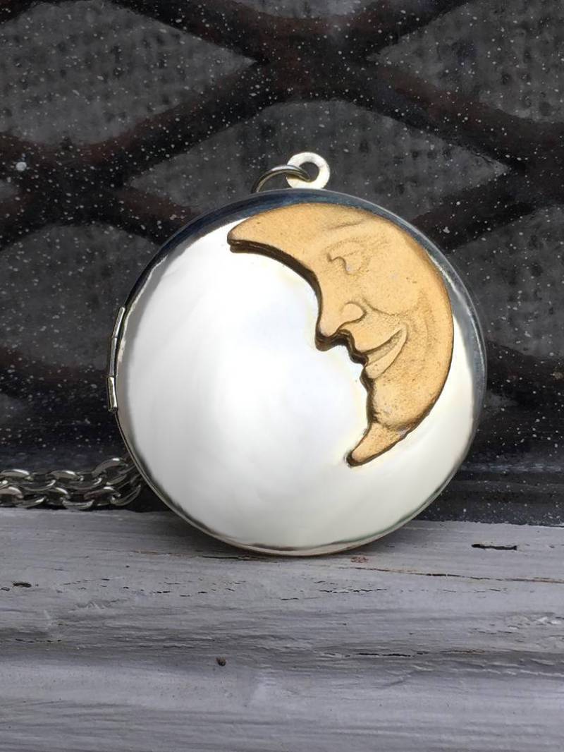 Ich Liebe Dich Bis Zum Mond Und Zurück Halskette Mann Versteckte Nachricht Anhänger Andenken Locket Custom Schmuck Weihnachtsgeschenk Für Mütter von EverAndAnon