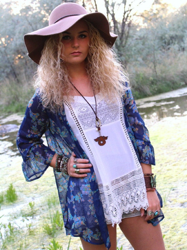 Gitarre Boho Halskette - Gerosteter Eisen Langer Draht Umwickelte Verstellbare Lederhalskette von EverDesignsJewelry