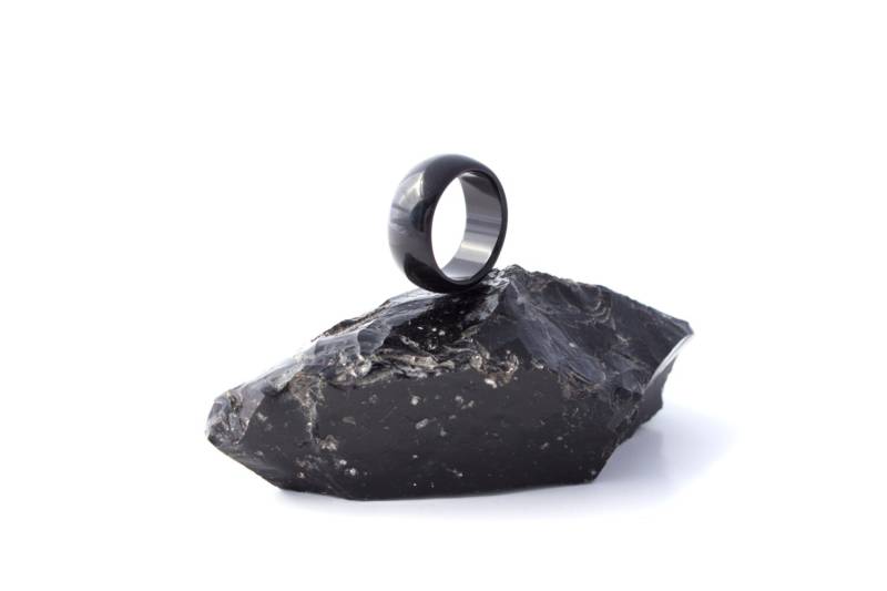 Schwarzer Onyx Ring/Geschnitzter Edelstein Echter Achat Schmuck von EverblissDesigns