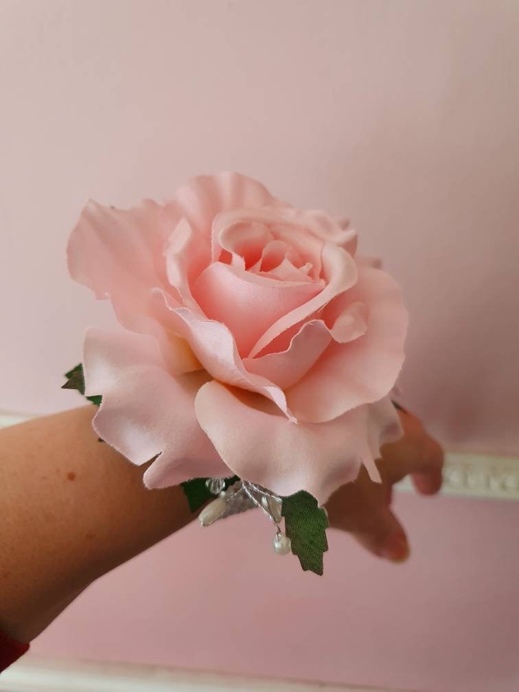 Hochzeit/Prom Rosa Rose Handgelenk Armband-Corsage von EvergreenFloral