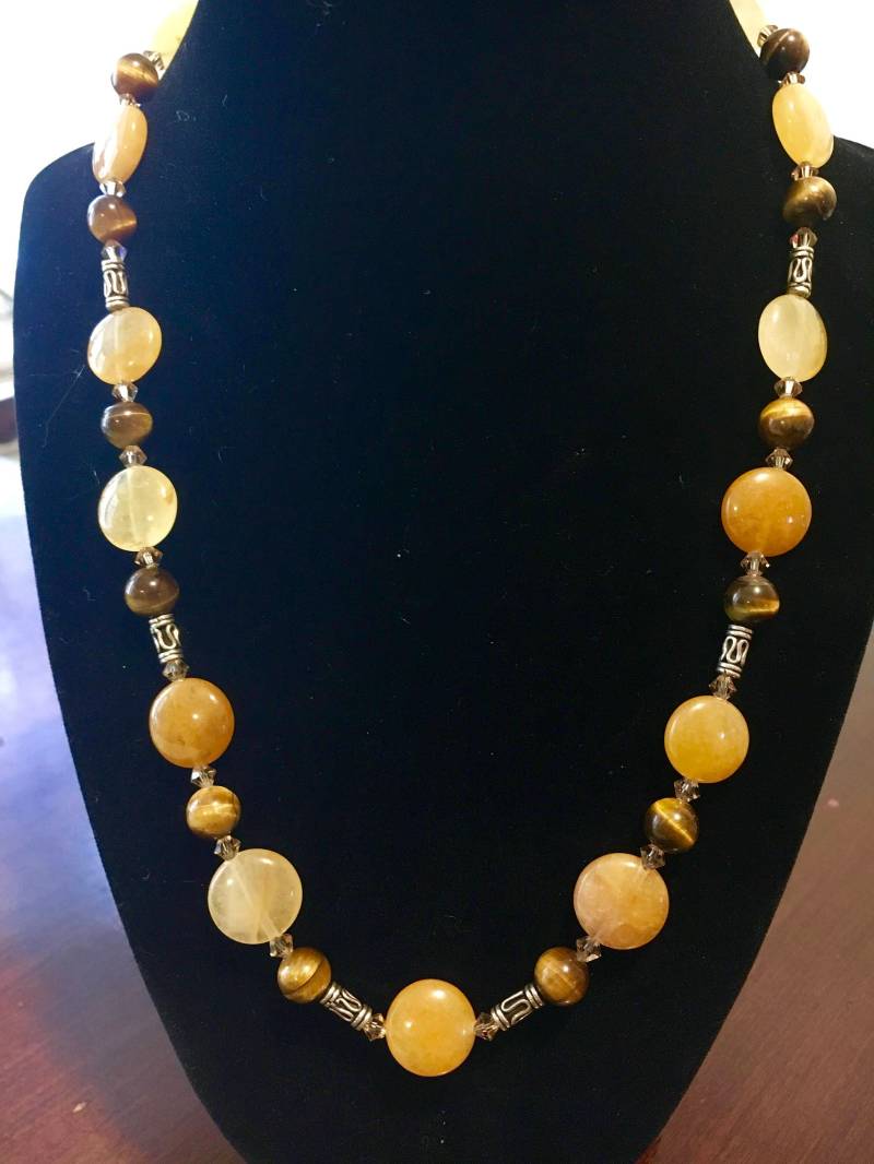 Golden Jade, Tigerauge, Swarovski & Sterling Golden Jade, Tigerauge, Swarovski & Sterling von EverydayJewelsInc