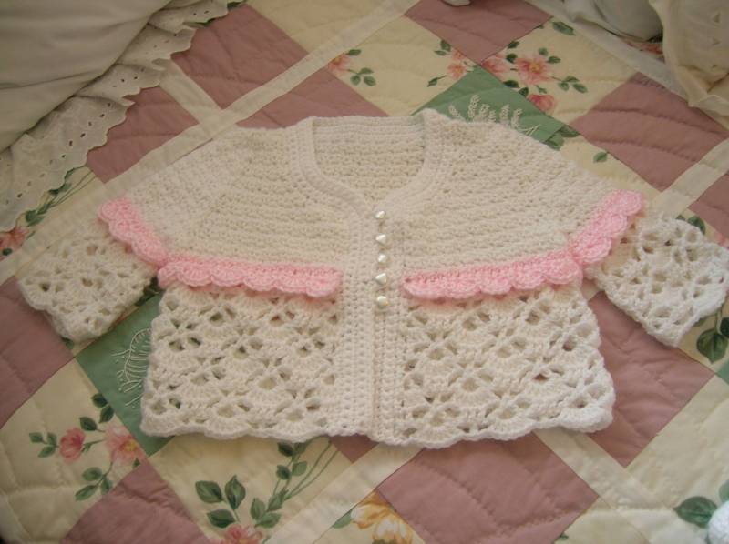 Gehäkelter Baby Pullover, Mädchen Neugeborene Erbstück Foto Requisite, Langarm Pullover von EverythingsSewMom