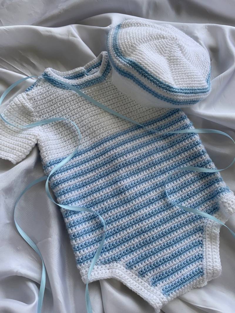 Gehäkelter Strampelanzug, Baby Boy Body, Gehäkelte Mütze, Outfit, Weiß Und Blau 3-6 Monate Alte Kleidung, Kleidung von EverythingsSewMom