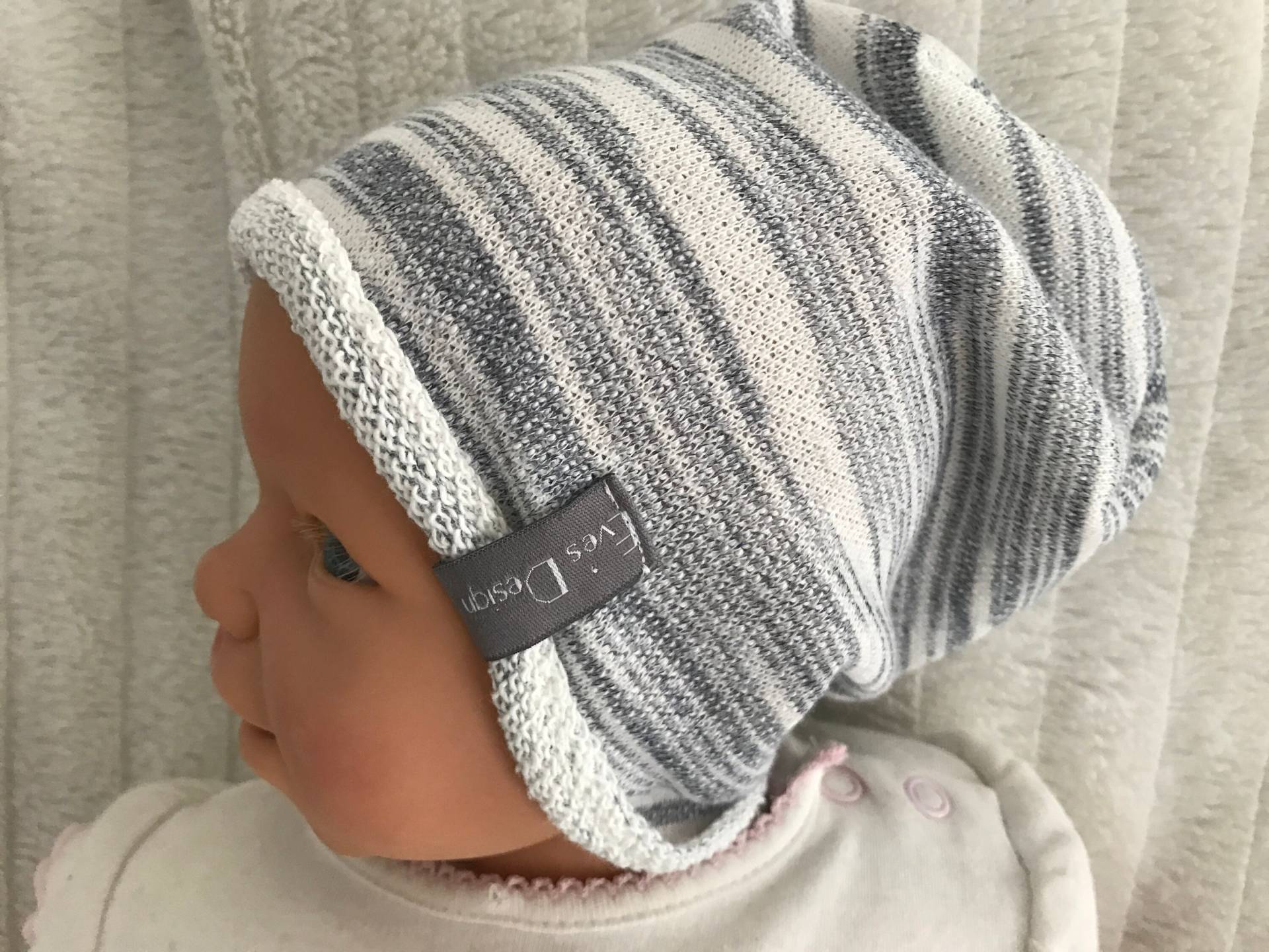 Sweatbeanie, Babybeanie, Babymütze "Grau Gestreift" Alle Größen Beanie Junge Mädchen von EvesDesign1