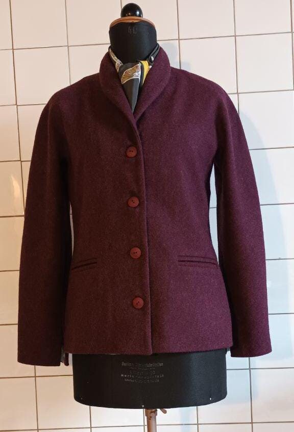 Handmade Wool Coat in Burgundy - Minimalist Women's Jacket 100% Elegant Fall Winter Unique Gift For Her von EvgeniiaWoitczyk