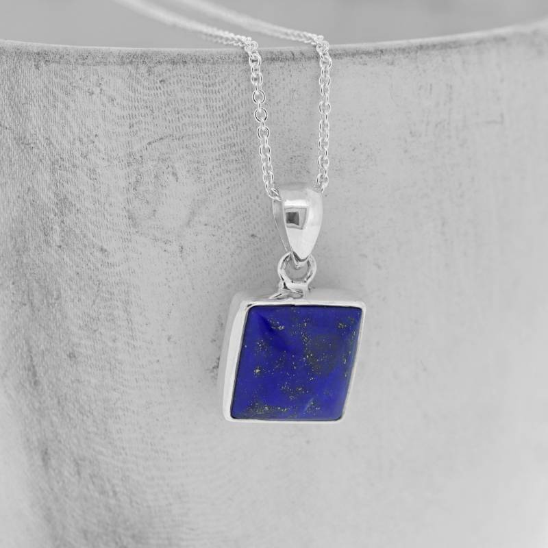 Eckiger Lapis Lazuli Anhänger Sterling Silber Halskette von EvieWallaceDesigns