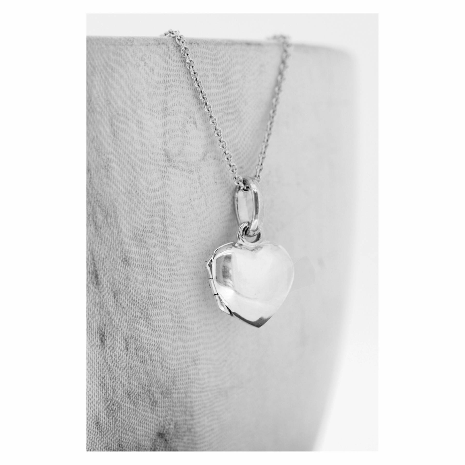 sterling Silber Herz Locket Halskette Andenken Momento Anhänger von EvieWallaceDesigns