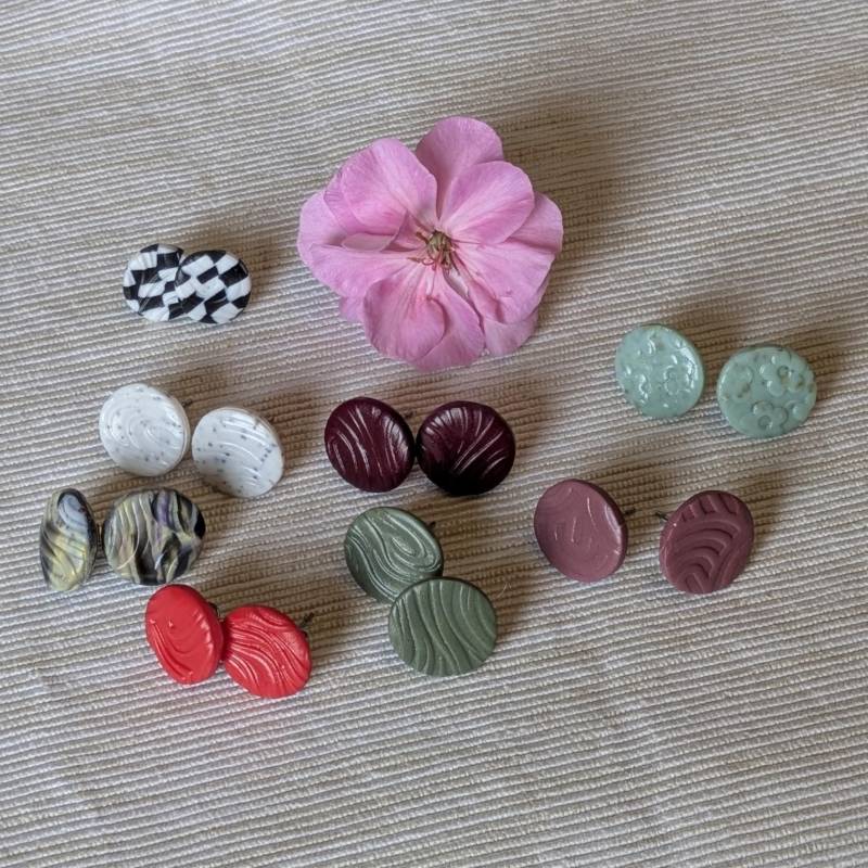 Farbige Ohrstecker Aus Polymer Clay Und Edelstahl, Antiallergen Farbige Ohrstecker Aus Polymer Clay Und Edelstahl, Antiallergen von EvelynsStaendchen