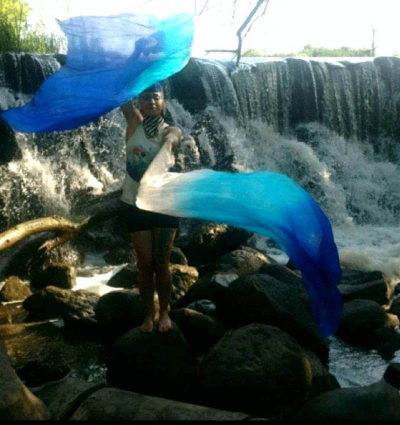 Ein Paar Bauchtanz-Kostüm Aus Seide, Fächer, Schleier | Mit Etui von EvlinSilksUSA