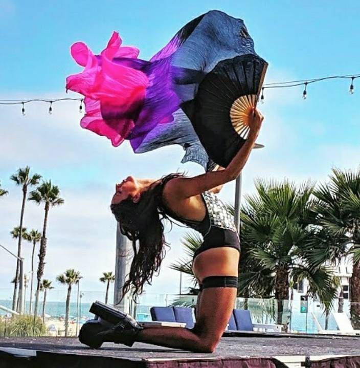 Ein Paar Bauchtanz Kostüm Seide Fächer Schleier Burlesque Flow Ein Paar Bauchtanz Kostüm Seide Fächer Schleier Burlesque Flow von EvlinSilksUSA