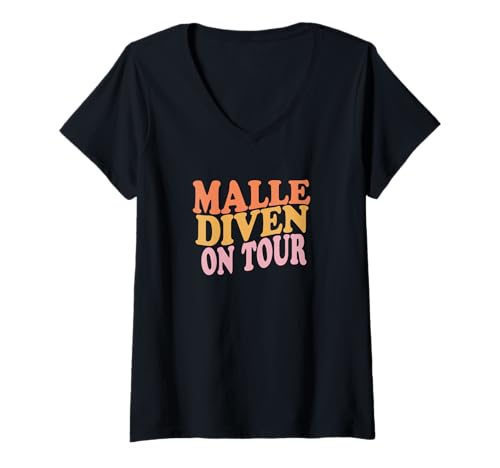 Damen Malle 2026 Evolution für Mallorca-Urlaub & Sauftour T-Shirt mit V-Ausschnitt Damen Malle 2026 Evolution für Mallorca-Urlaub & Sauftour T-Shirt mit V-Ausschnitt von Evolutionsstufe Malle Bier Alkohol Party