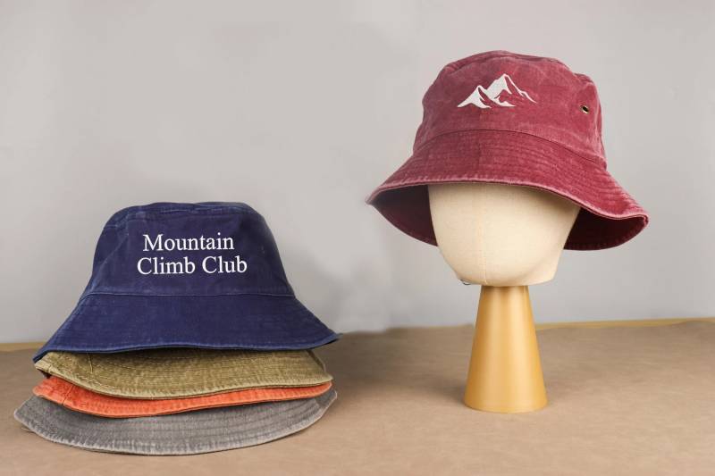 Custom Embroidered Bucket Hat Text Embroidery Summer Personalized Logo Design Vintage von EwertWish