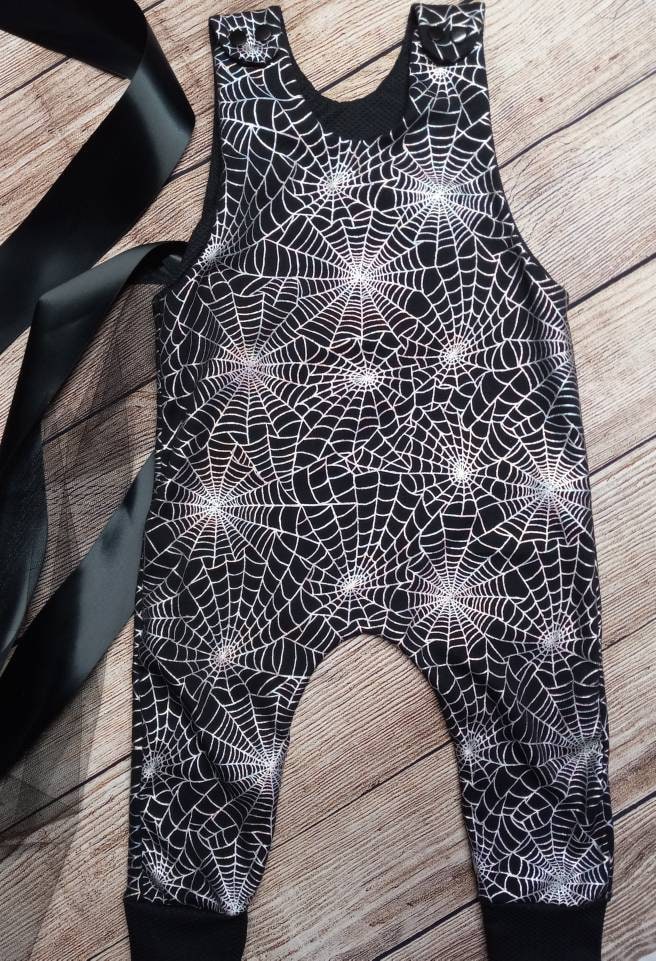 Spinnennetz Strampler, Halloween Kostüm Baby Web Schwarz Halloween, Holographic Spider Web von ExclusiveTB