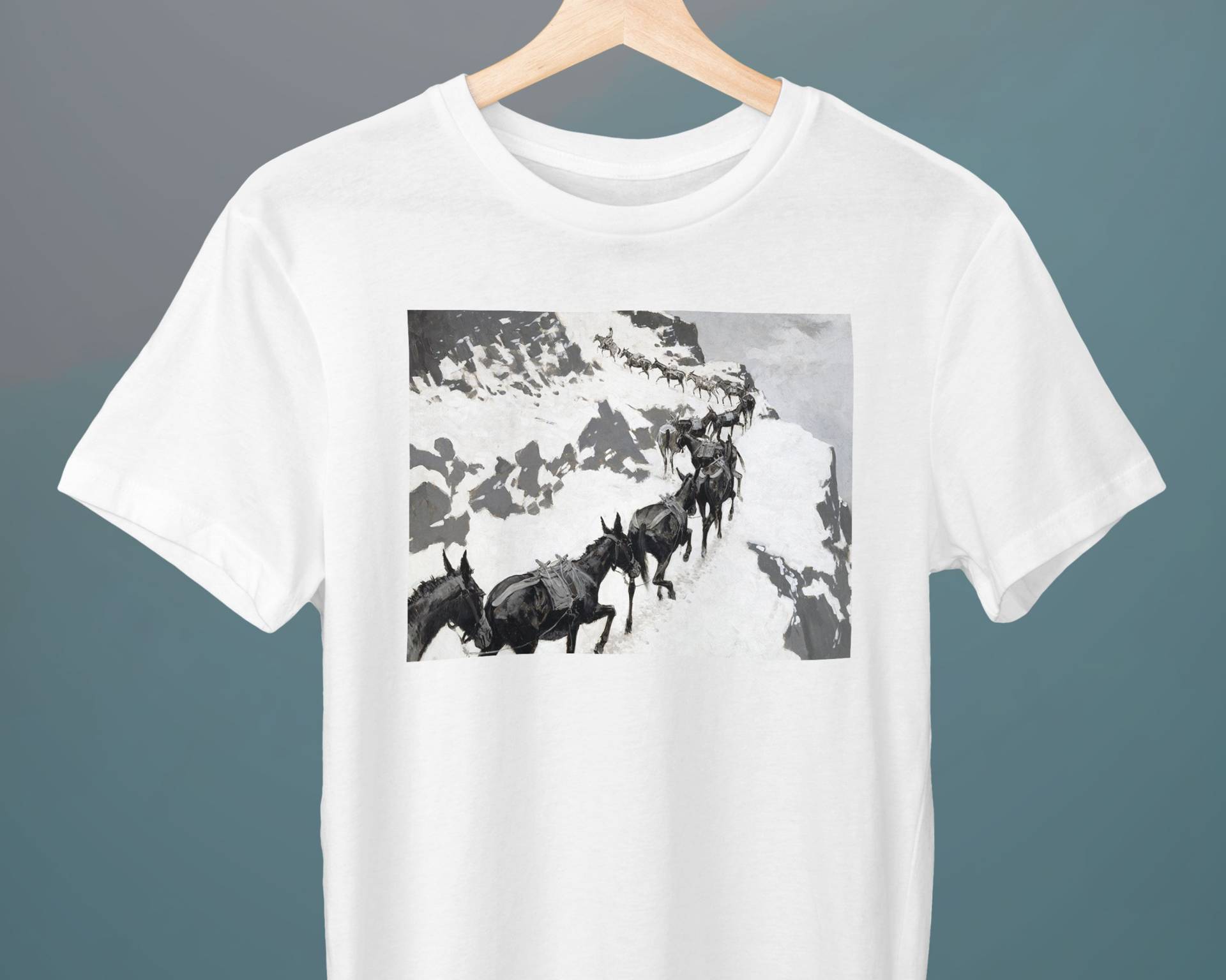 The Mule Pack, Frederic Remington, Unisex T-Shirt, Kunst Kunst, Geschenk Für Sie, Ihn, Kunstliebhaber von Exhibilirio