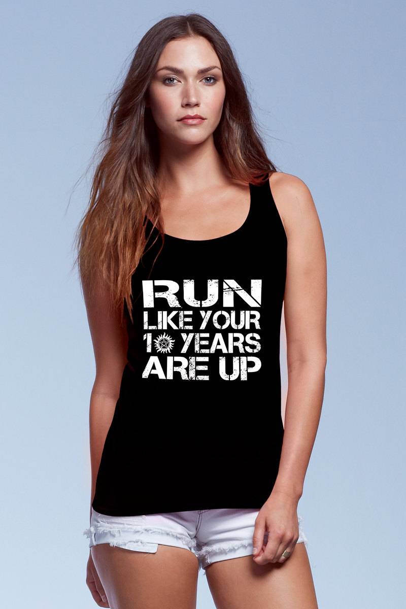 Supernatural Tank Top, Run Like Your 10 Years Are Up, Damen Größen, S, M, L, Xl, 2X von Exhibitee