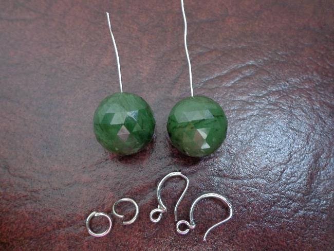 15 Mm Nephrit Jade Facettierte Runde Perlen Ohrringe. S483 von Eximha