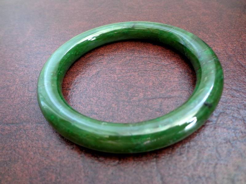 56 Mm Nephrit-Jade-Armreif. S130 56 Mm Nephrit-Jade-Armreif. S130 von Eximha