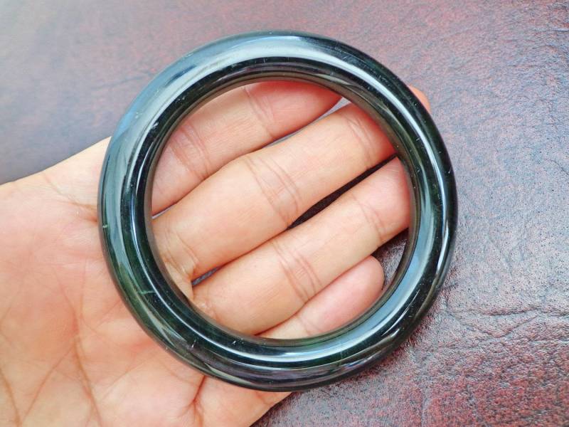 57 Mm Nephrit-Jade-Armreif. S132 von Eximha