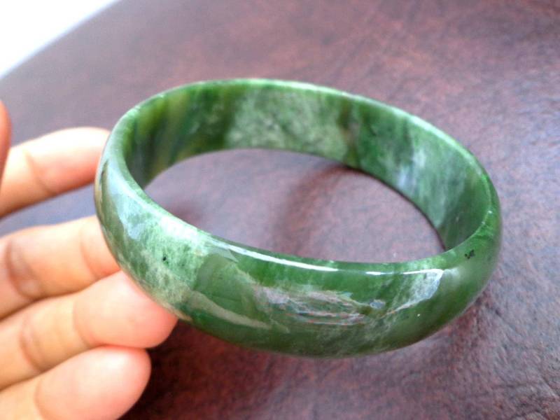 59 Mm Nephrit Jade Ovales Armreif. S136 59 Mm Nephrit Jade Ovales Armreif. S136 von Eximha