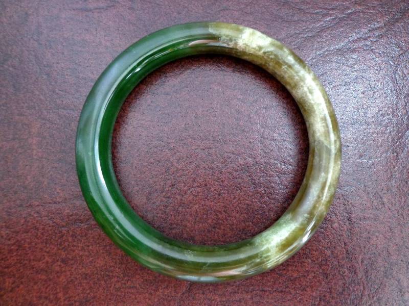 62 Mm Nephrit-Jade-Armreif. S210 von Eximha