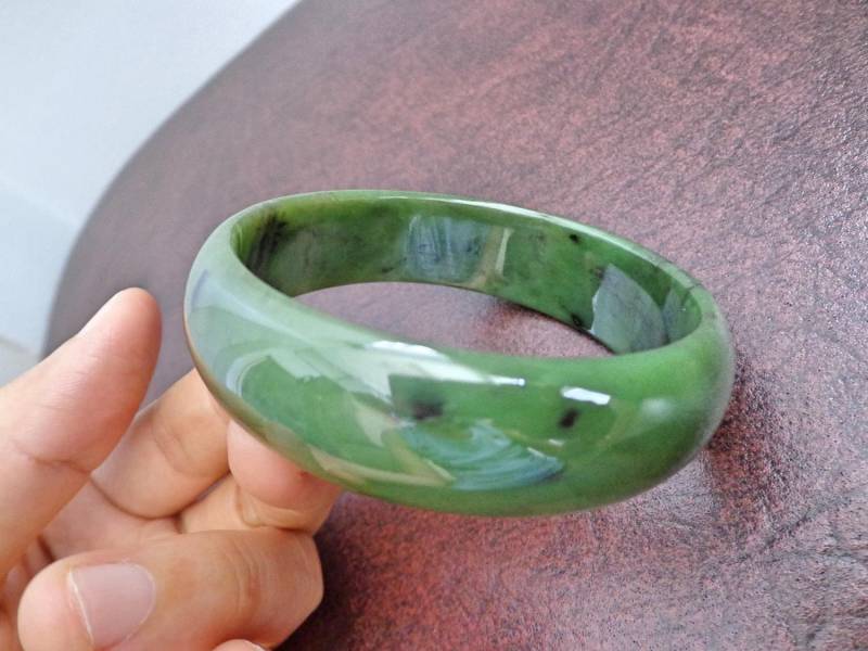 63 Mm Nephrit-Jade-D-Armreif. S293 von Eximha