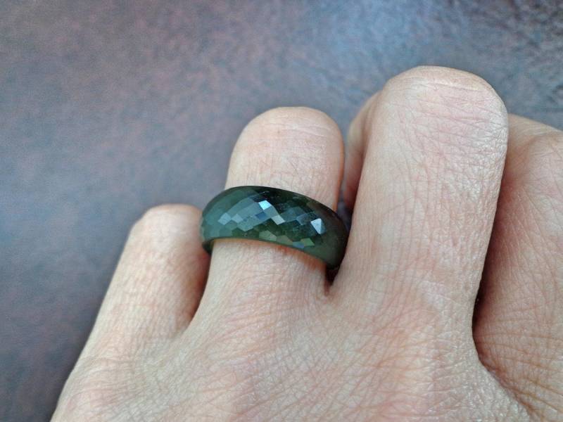 Größe 8 Nephrit Jade Funkeln Facettiert Band Ring. S526 von Eximha