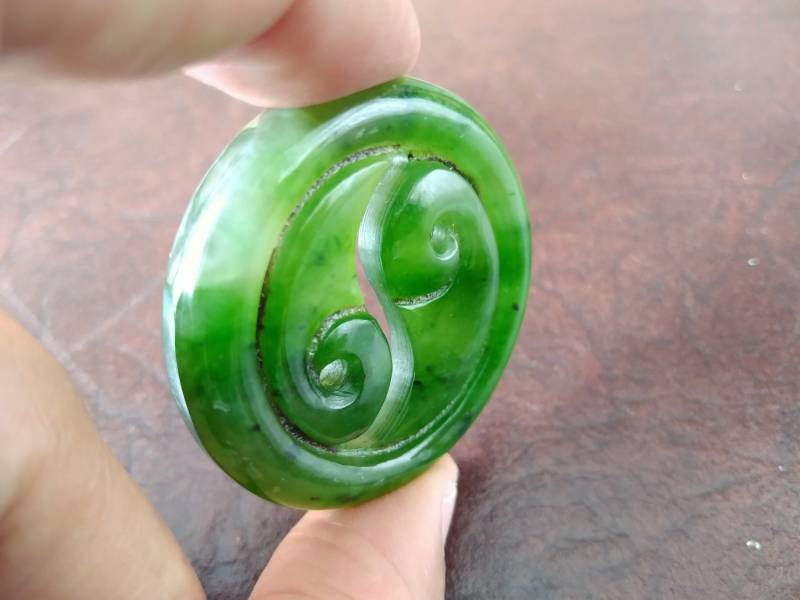 Nephrit Jade 41 Mm Mond Und Sonne Anhänger. S461 Nephrit Jade 41 Mm Mond Und Sonne Anhänger. S461 von Eximha