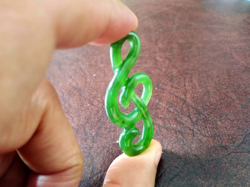 Nephrit Jade Notenanhänger. S506 Nephrit Jade Notenanhänger. S506 von Eximha