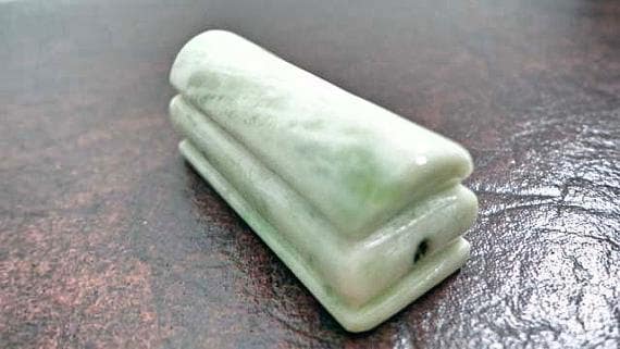 Nephrit Jade Schatulle Anhänger. S268 von Eximha