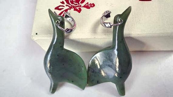 Nephrit Jade Schwan Ohrringe. S321 von Eximha