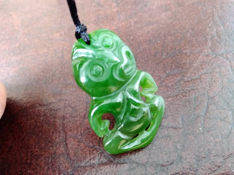 Nephrit Jade Tiki Anhänger. S186 Nephrit Jade Tiki Anhänger. S186 von Eximha