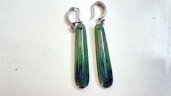 Nephrit Jade Tropfen Ohrringe. S251 Nephrit Jade Tropfen Ohrringe. S251 von Eximha