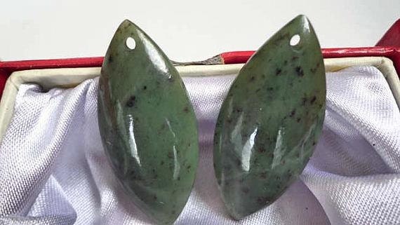 Nephrit Jade Tropfen Ohrringe. S319 Nephrit Jade Tropfen Ohrringe. S319 von Eximha