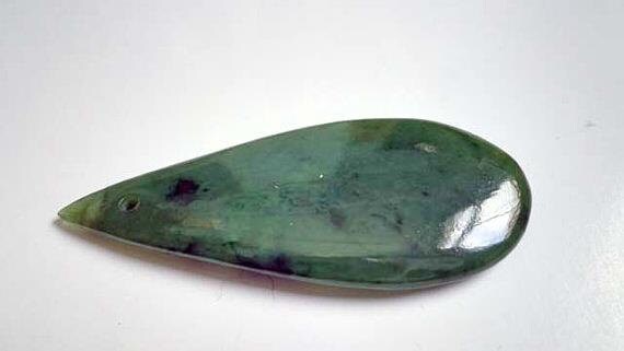 Nephrite Jade Tropfen Anhänger. S181 von Eximha