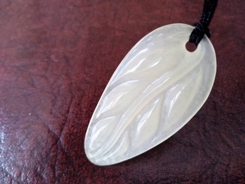 Onyx Edelstein Blatt Anhänger. Sy281 von Eximha