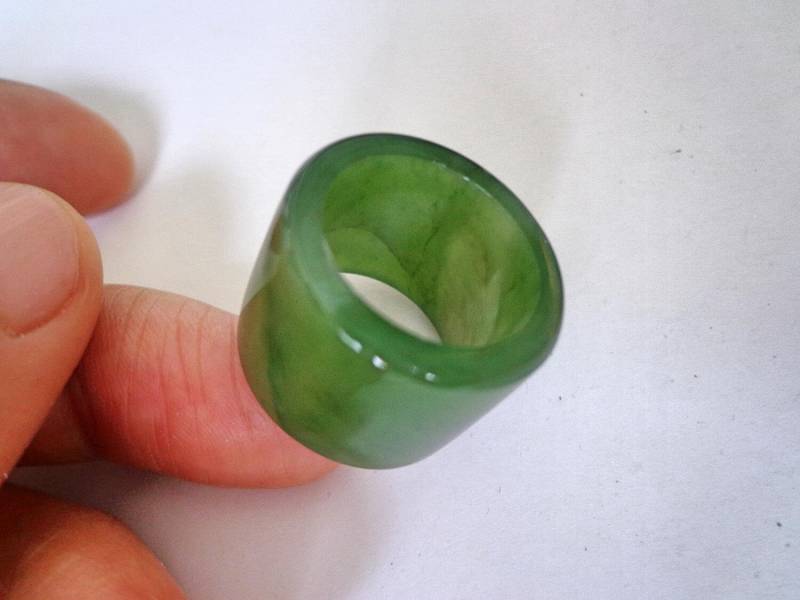 Us 5.5 Größe Nephrit Jade Zylinderring. S176 Us 5.5 Größe Nephrit Jade Zylinderring. S176 von Eximha