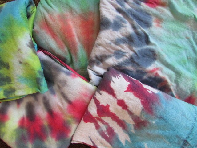 Gestalten Sie Ihr Eigenes Tye-Dye Tshirt Sm-3xl Gestalten Sie Ihr Eigenes Tye-Dye Tshirt Sm-3xl von ExistVibrantlyArt