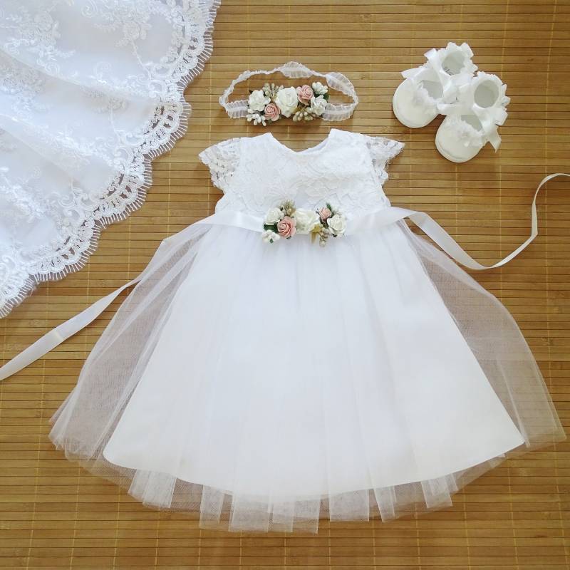 Taufkleid Babykleid Weiss Baby Boho Kleid Mädchen Spitzenkleid Hochzeitskleid von ExklusivFestmode