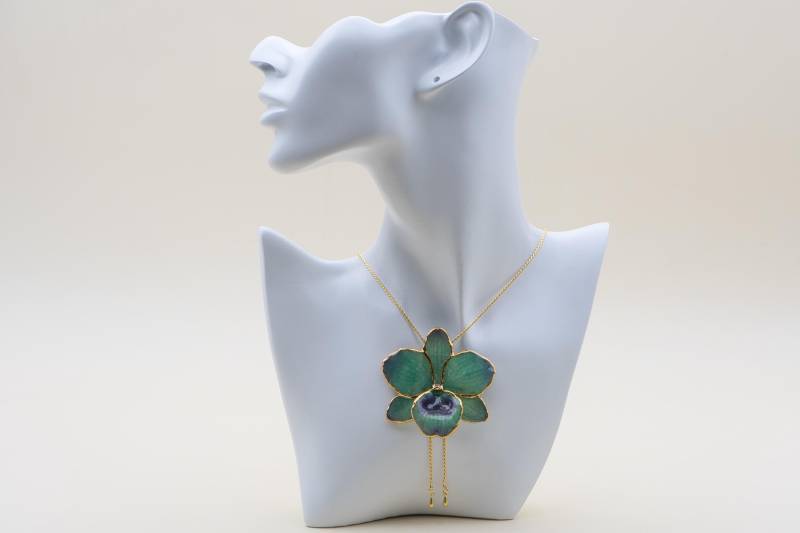 Echte Orchideen Halskette 22K Vergoldete Blütenränder Naturschmuck Geschenk Für Frauen Dendrobium Nobile in Harz von ExoticJewelryDE