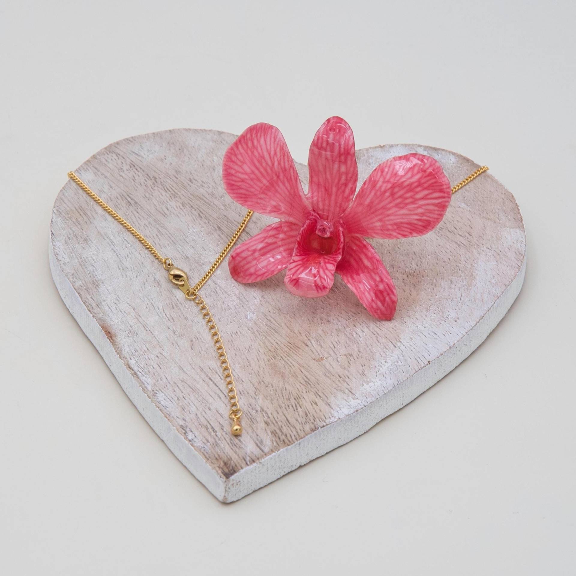 Echte Orchideen Halskette - Dendrobium Blüte in Rot/Cinnabar Natur Schmuck Mit Echter Blume Geschenk Vergoldete Oder Versilberte Kette von ExoticJewelryDE