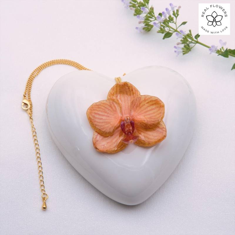 Echte Orchideen Halskette - Naturblume Mit Feiner Goldoptik | Flashplating Phalaenopsis Blume Geschenk Für Frauen Unikat von ExoticJewelryDE