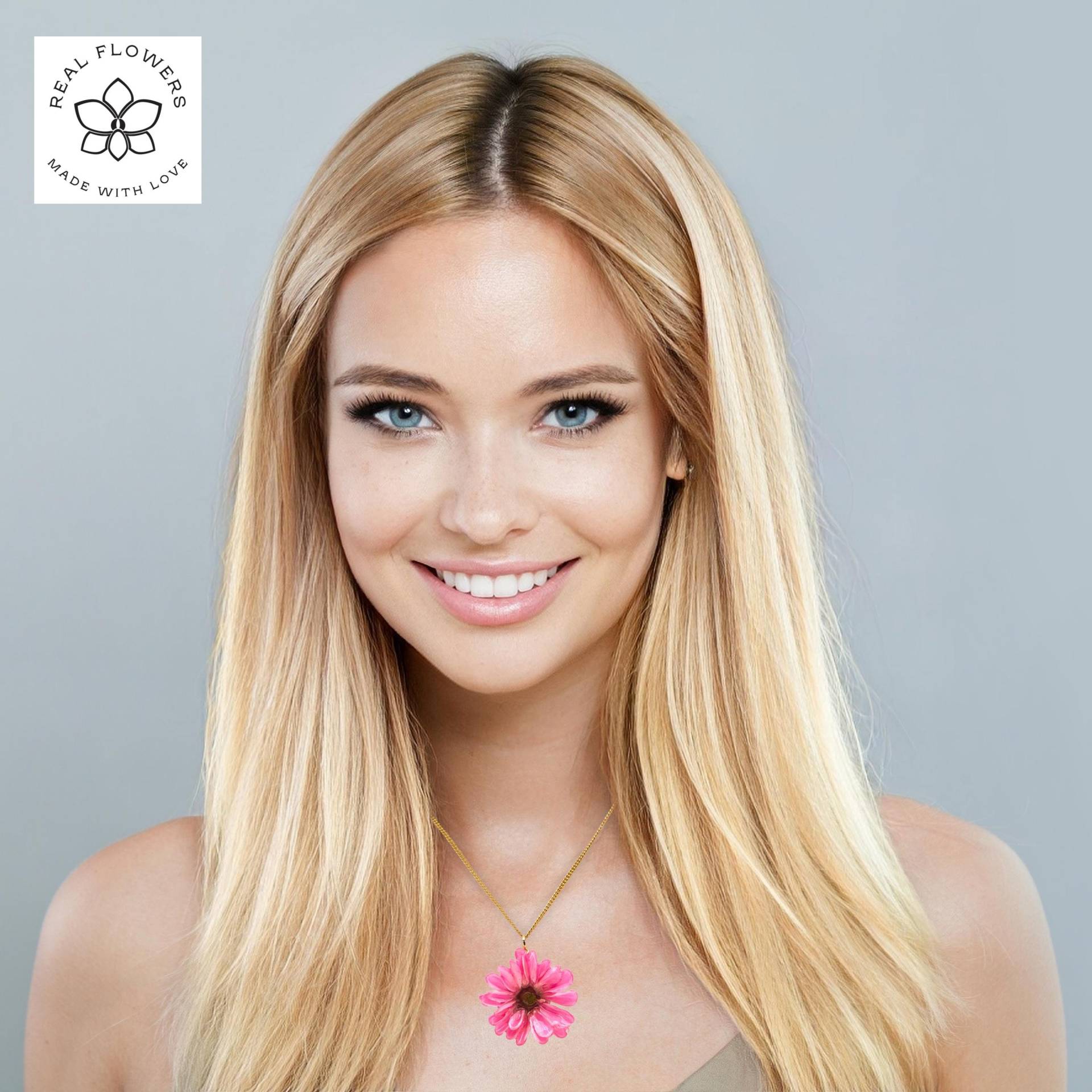 Halskette Mit Echter Daisy | Gänseblümchen in Harz Floraler Schmuck Geschenkidee Für Frauen Handmade Natur-Kette von ExoticJewelryDE