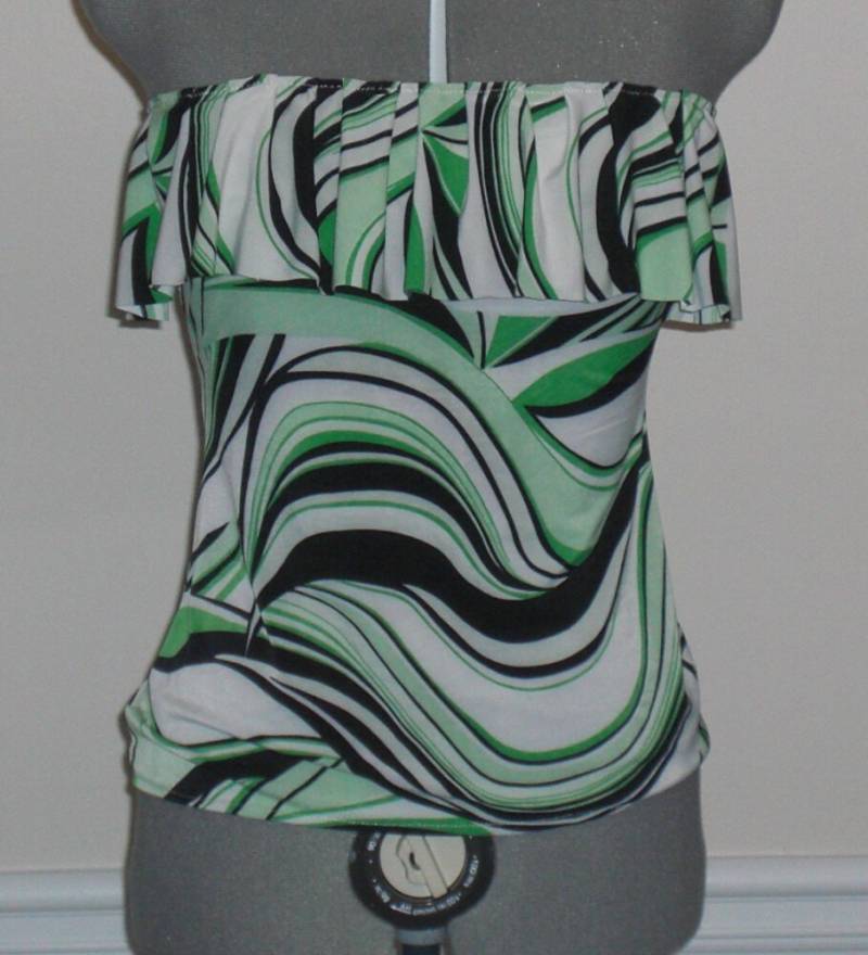 Mehrfarbiges Ärmelloses Top Mehrfarbiges Ärmelloses Top von ExoticRoseDesigns