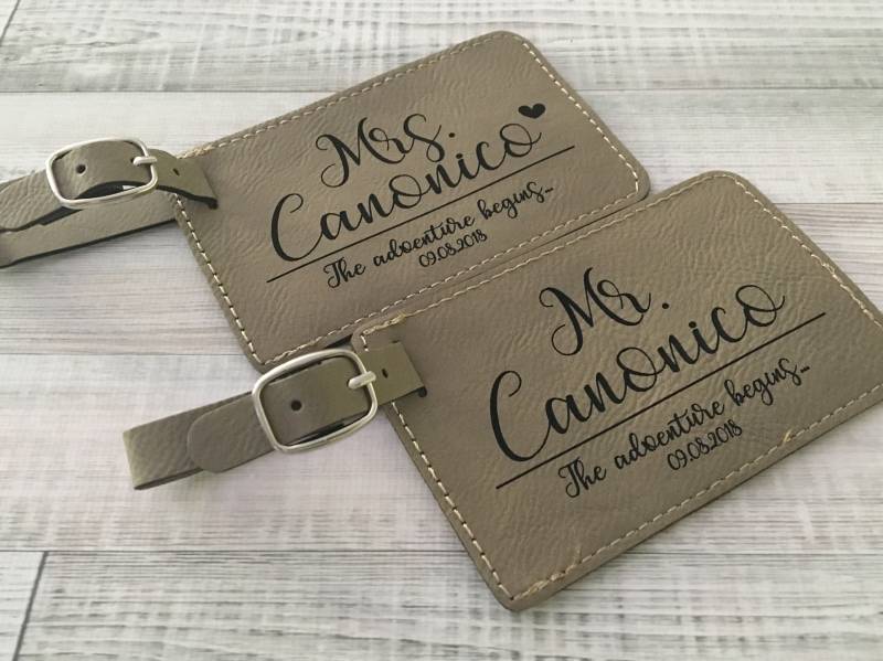 Herr Und Frau, Satz Von 2 Kofferanhänger, Personalisierte Gepäckanhänger, Geschenk Für Paare, Brautdusche Geschenk, Braut Bräutigam, Flitterwochen von ExpressionsFromJoy