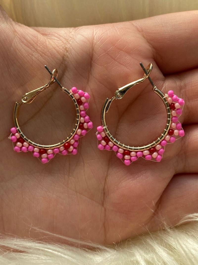 Perlen Creolen von ExpressionsOfBeads