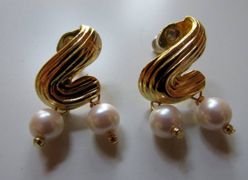 Re-Purposed Vintage Gold Halskette in Braut Perlen Ohrringe von ExquisitelyBridal