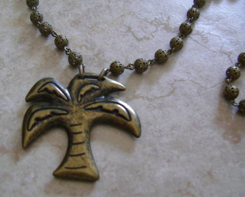 Bronzed Palm Tree Perlen Anhänger Charm Halskette von ExternalDesigns